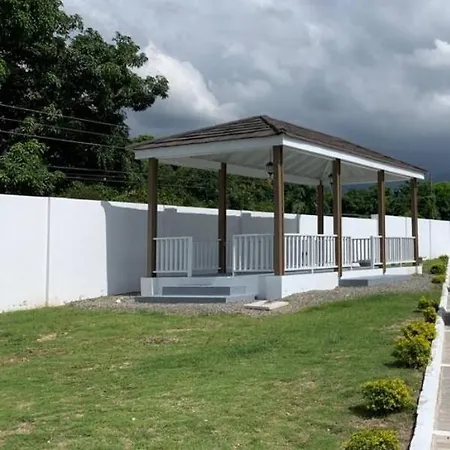 Merrivale Suite Kingston Exterior foto